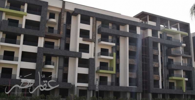 شقه للبيع تكون بعيدة عن الزحمه و خصوصية كامله فى اكتوبر