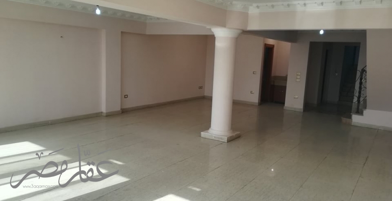 لدواعي السفر شقه بارقي مكان ف شارع البطل فيو رائع