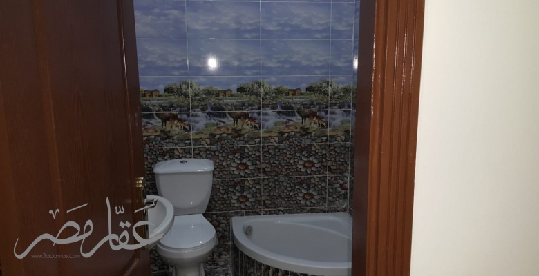 شقة تصلح سكنى او ادارى بموقع حيوى بالسادس من اكتوبر