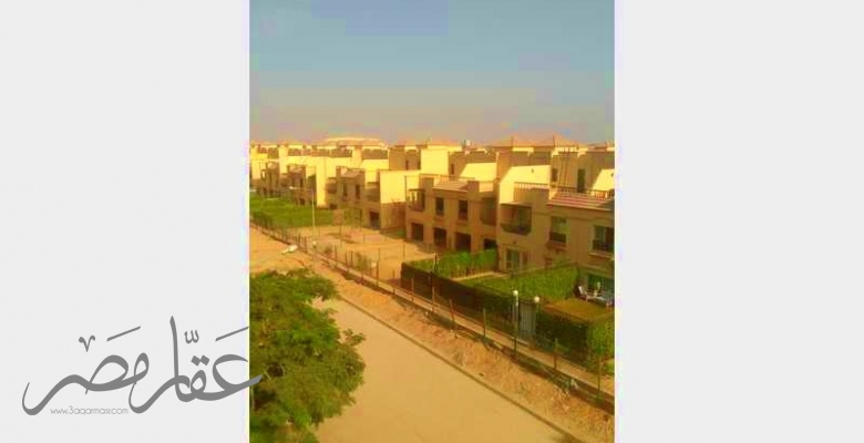 شقه للتمليك دور ثاني 117 م بكمبوند حي الاشجار