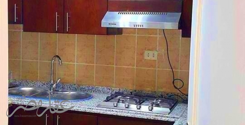 شقه في اشجار سيتي  ١١٥ متر و معاها روف ٥٠ متر