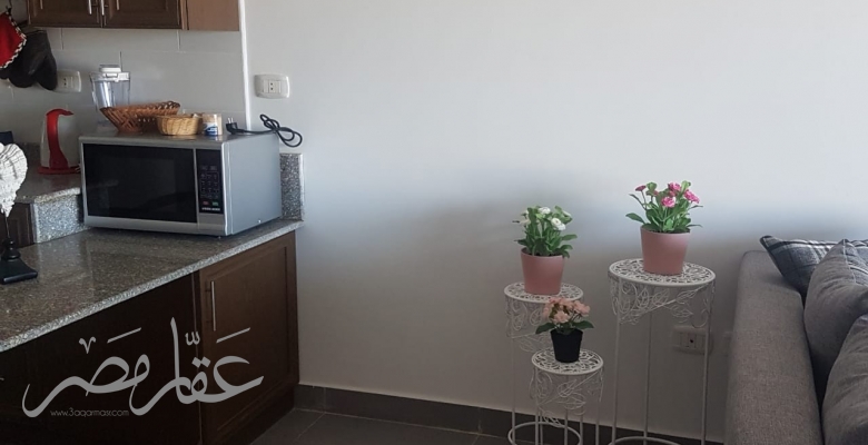 شاليه بجنينة وحمام سباحة بموقع متميز جدا بامواج سيدى عبد الرحمن