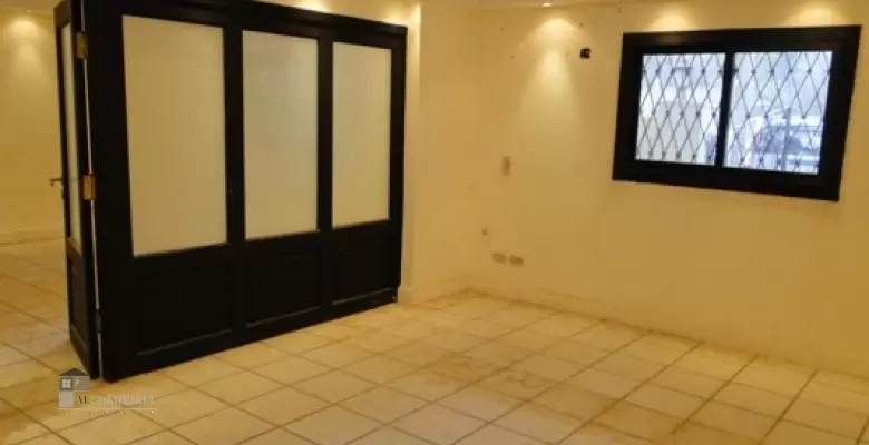 Unfurnished Ground Floor for rent 200.00 M2 in Giza, Mohandeseen