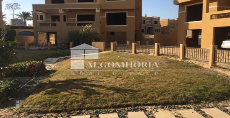 Villa 610.00 for sale M2 in Cairo, Tagamoa El Khames