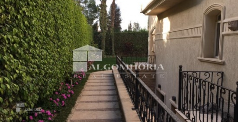 Villa 840.00 for sale M2 in Giza, 6th of october