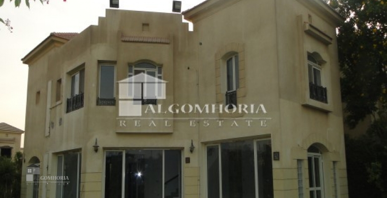 Villa 600.00 for sale M2 in Giza, 6th of october
