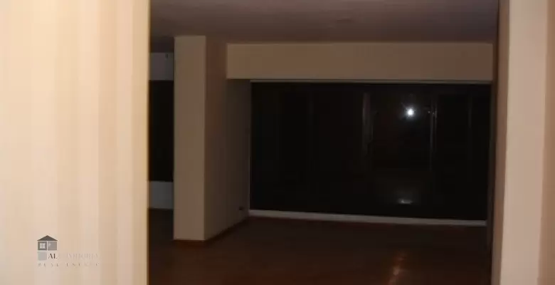 Unfurnished Apartment for rent 240.00 M2 in Giza, Mohandeseen