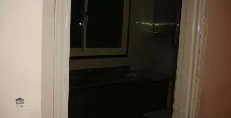Unfurnished Apartment for rent 0.00 M2 in Cairo, Heliopolis