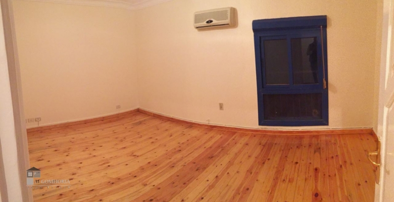 شقة بموقع متميز بمدينة نصر