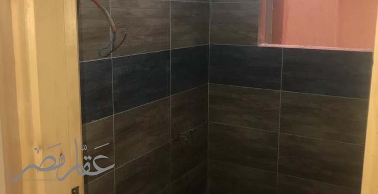 شقة بعمارة جديدة بموقع حيوى جدا بالمهندسين للبيع