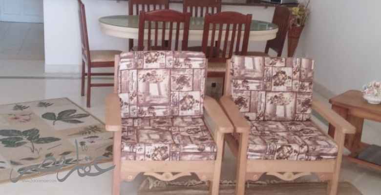 فيلا دورين ترى البحر وحمام السباحة وحديقة كبيرة للبيع بسعر مغرى