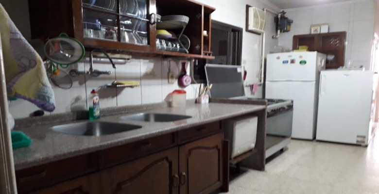 شقه للبيع تطل علي النيل -  بالزمالك - Apartment for sale overlooking the Nile - in Zamalek.