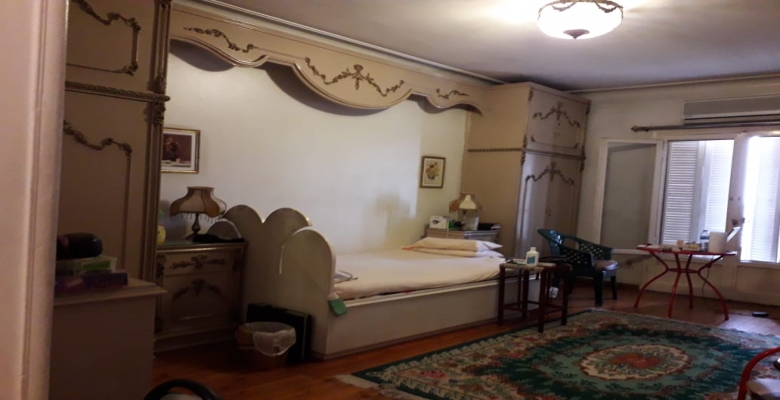 شقه للبيع تطل علي النيل -  بالزمالك - Apartment for sale overlooking the Nile - in Zamalek.