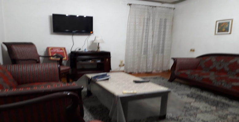 شقه للبيع تطل علي النيل -  بالزمالك - Apartment for sale overlooking the Nile - in Zamalek.