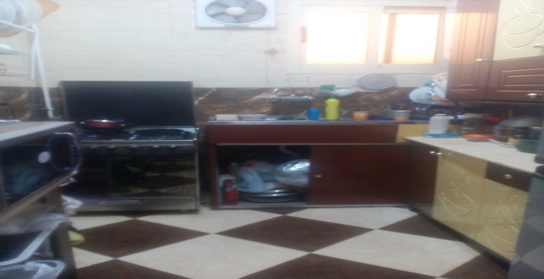 شقه للبيع بموقع متميز في حلوان