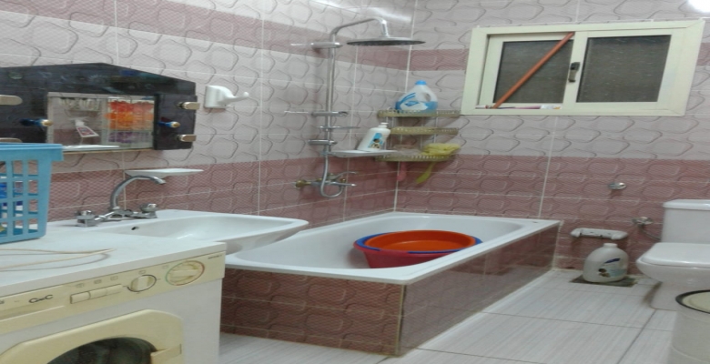 شقه للبيع بموقع متميز في حلوان