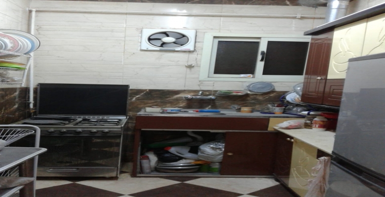 شقه للبيع بموقع متميز في حلوان