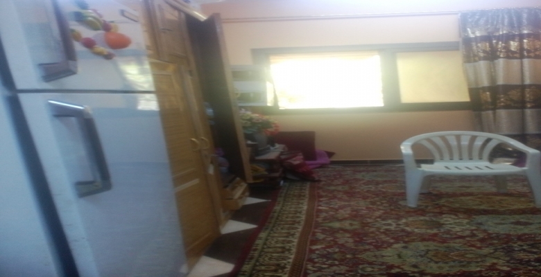 شقه للبيع بموقع متميز في حلوان