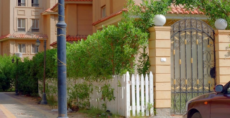 شقة كمبوند بداية 86 م 