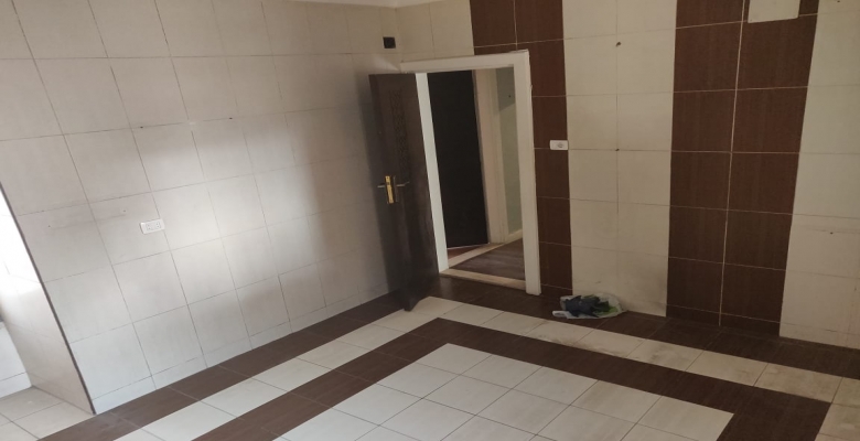 فرصة شقة بموقع متميز بامتداد الامل