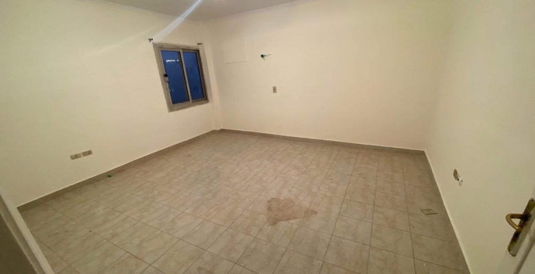 شقه للبيع بالتجمع الخامس