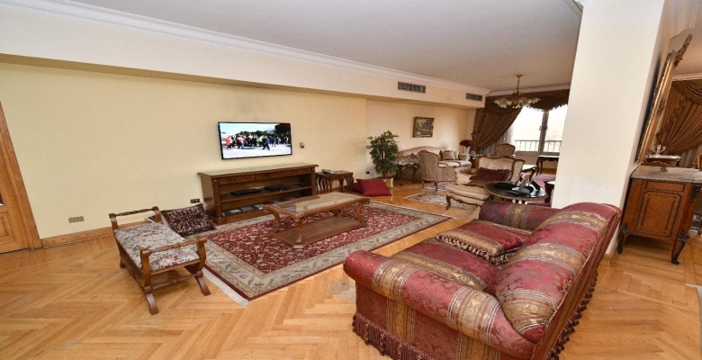 شقه بموقع متميز جدااا للبيع الزمالك