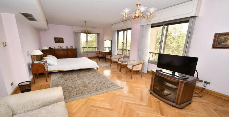 شقه بموقع متميز جدااا للبيع الزمالك