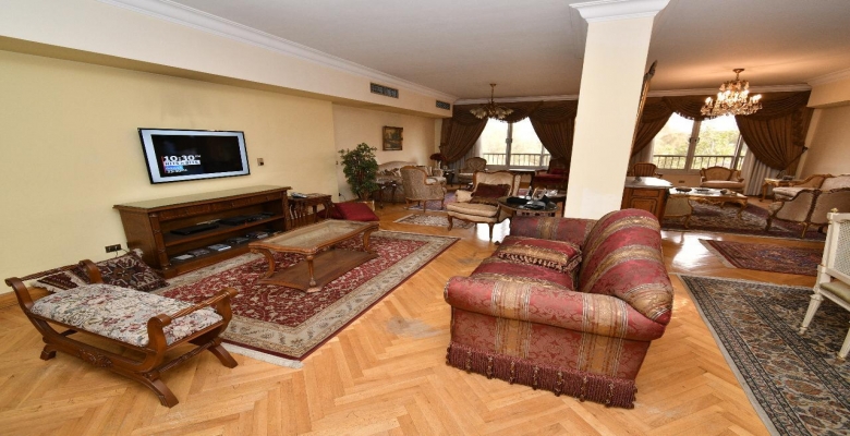 شقه بموقع متميز جدااا للبيع الزمالك