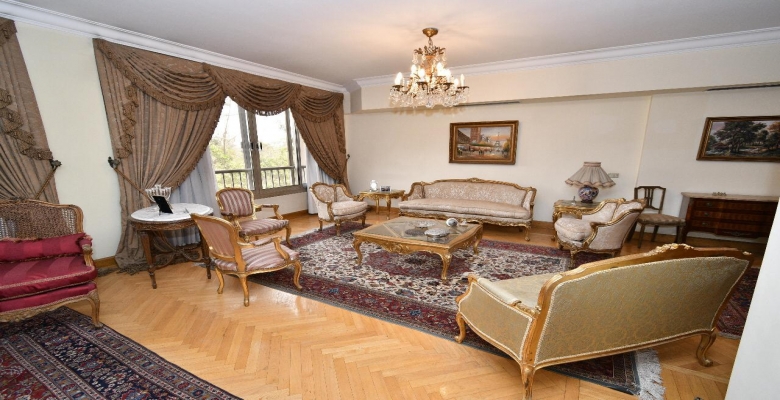 شقه بموقع متميز جدااا للبيع الزمالك