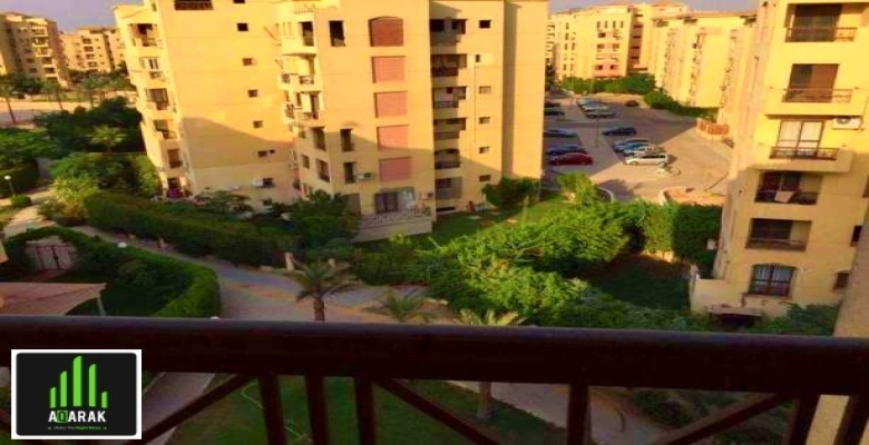 بحي الاشجار للبيع بينت هاوس ٢٠٢م٢ + روف ٧٥ م نصف تشطيب على المحارة بلدور الخامس