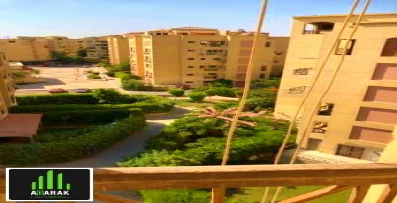 بحي الاشجار للبيع بينت هاوس ٢٠٢م٢ + روف ٧٥ م نصف تشطيب على المحارة بلدور الخامس