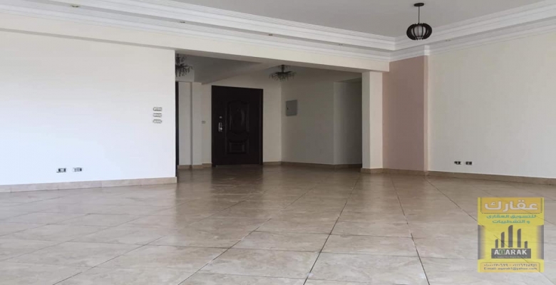 شقة لقطه للبيع تشطيب سوبر لوكس 182 م بموقع مميز جدااا في حي الاشجار( امام دريم لاند )