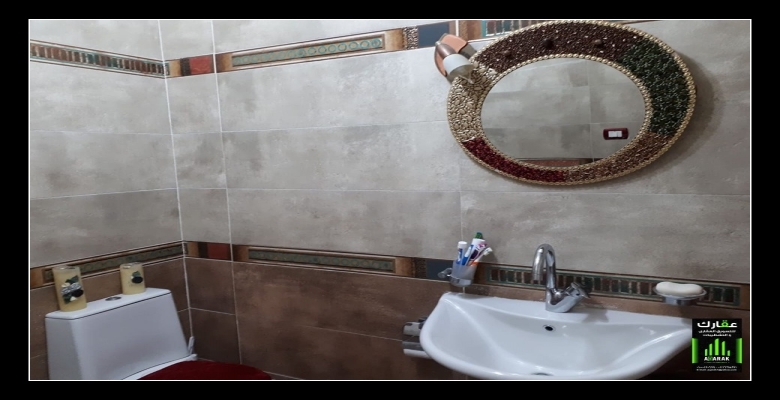 شقه بكمبوند حي الاشجار بالسادس من اكتوبر مساحه 117 م موقع مميز جدا بدون اسانسير