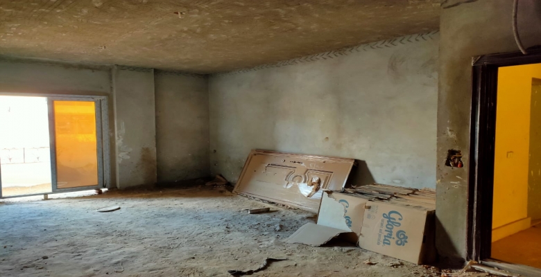 شقه للبيع بالتجمع كمباوند المستشارين