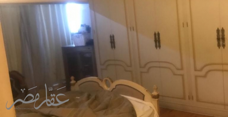 شقة للبيع تدخلها الشمس من جميع الجهات بموقع متميز بالمهندسين 