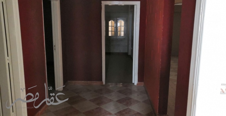 شقة للبيع بالعاشر من رمضان تشطيب سوبر لوكس