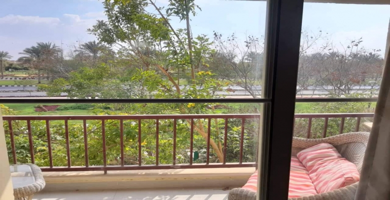 فيلا بفيو حديقة امامية وخلفية للبيع بمدينتى بسعر مغرى 