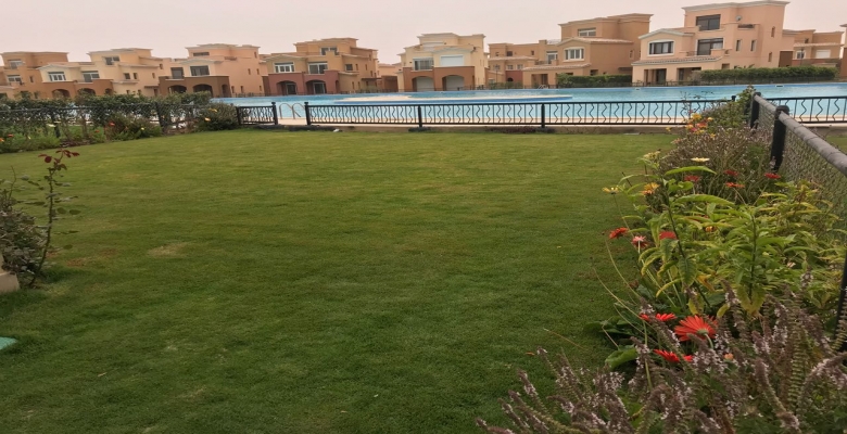 تاون هاوس للبيع بمراسى فيردى فيو حمام سباحة