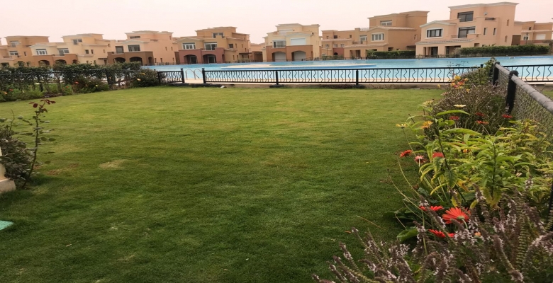 تاون هاوس للبيع بمراسى فيردى فيو حمام سباحة