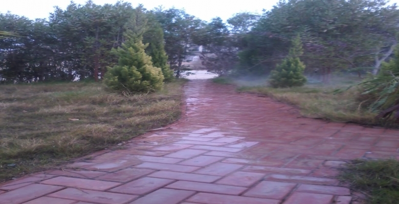  فيلا توينز على الطراز الكلاسيكي اليوناني ويتوسطهم حمام سباحة ( ويمكن فتحهم فيلا واحده كبيره )