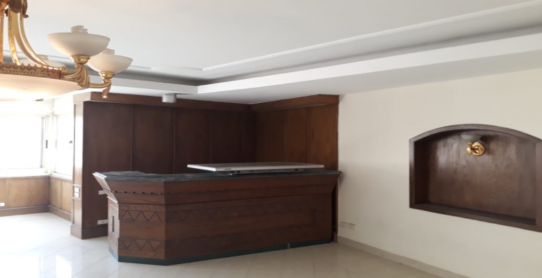 شقة 370 متر للبيع بافضل شوارع الزمالك