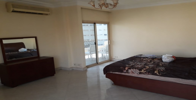 شقة 370 متر للبيع بافضل شوارع الزمالك