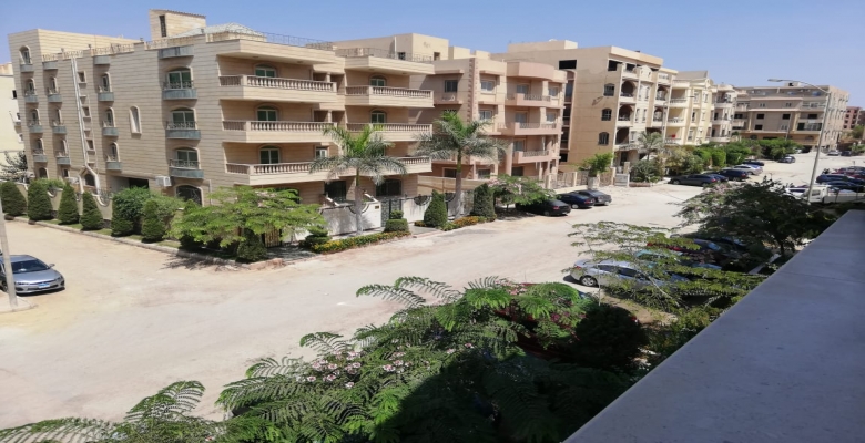 شقه للايجار في اكتوربر قريبه من مول العرب