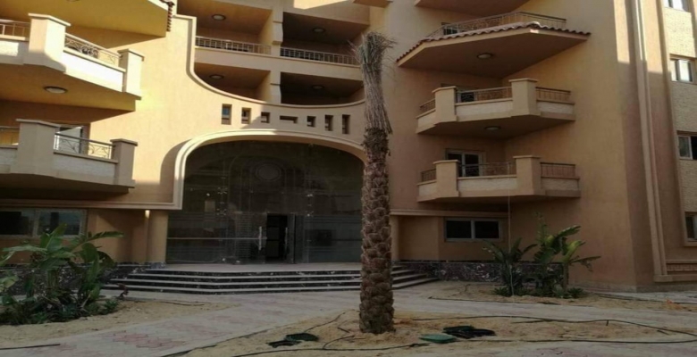 شقه للبيع في كمبوند سكن التجمع الخامس