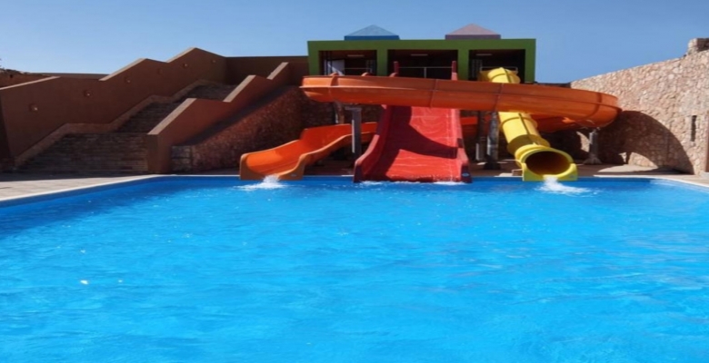 رومانس ريزورت _بعد بورتو السخنة ب14 كيلو