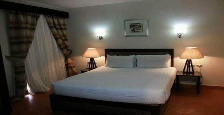 شاليه للبيع العين السخنة - قرية بورتو الجولف باى