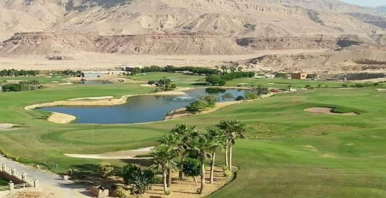 شاليه للبيع العين السخنة - قرية بورتو الجولف باى