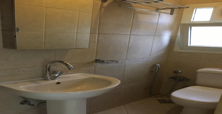 شقة للبيع أو الإيجار - المهندسين - شارع رامز متفرع من شارع شهاب