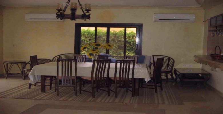 فيلا للبيع الطريق الصحراوى - وادى النخيل