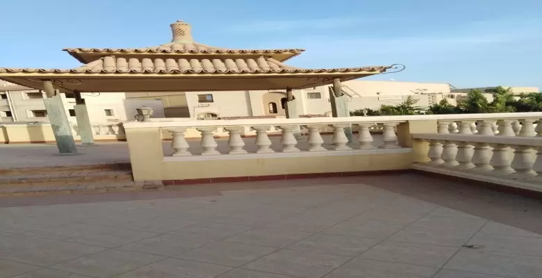 فيلا بالتجمع الخامس - جنوب الاكاديمية